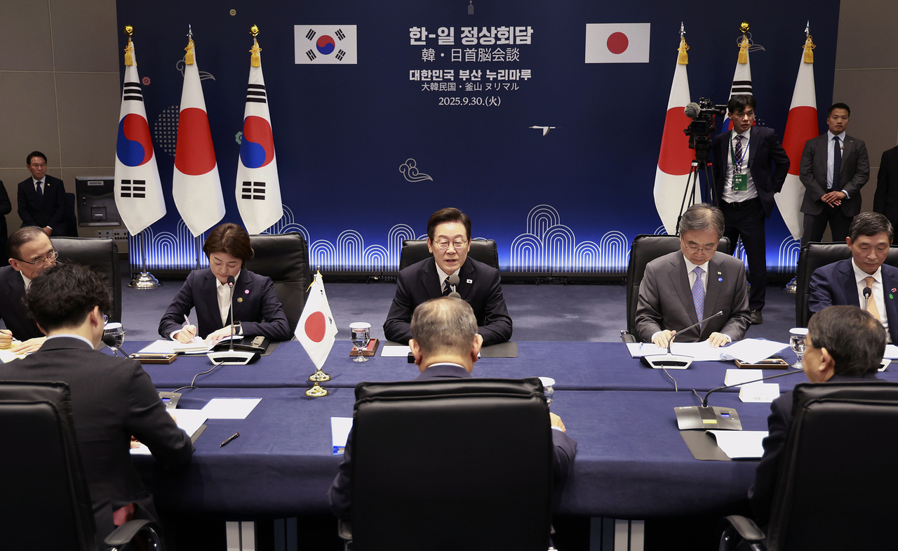 이재명 대통령이 30일 부산 누리마루 APEC 하우스에서 열린 한일 sprit 토토사이트회담에서 발언하고 있다. [연합]