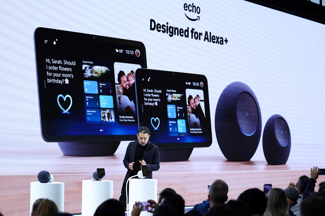 Panos Panay, head of Amazon's Devices and Services team, introduces Echo during an Amazon product event in the Manhattan borough of New York City on Tuesday.   AFP-Yonhap