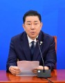 與 “中관광객 무비자 입국 막아라? 위험한 선동”