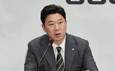 특정 종교 ‘3000명’ 민주당 입당 의혹…국힘, 서울시의원 ‘고발’
