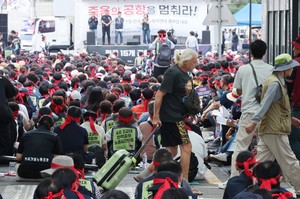 Airport workers launch strike; operations little affected for now