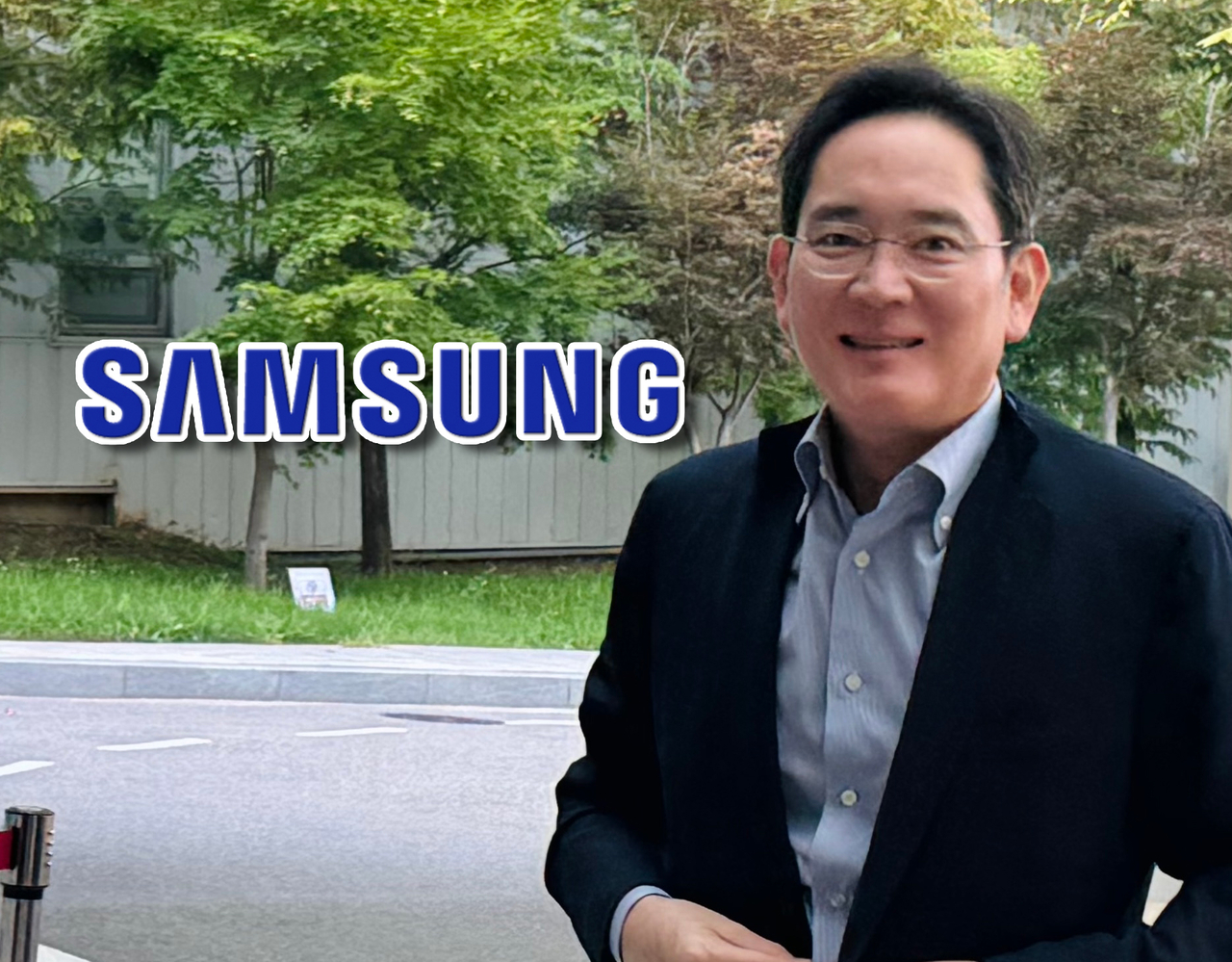 이재용 삼성bet365 토토사이트 회장이 지난 7월 29일 강서구 서울김포비즈니스항공센터(SGBAC)를 통해 워싱턴으로 출국하고 있다. [연합, 신동윤 기자 정리]