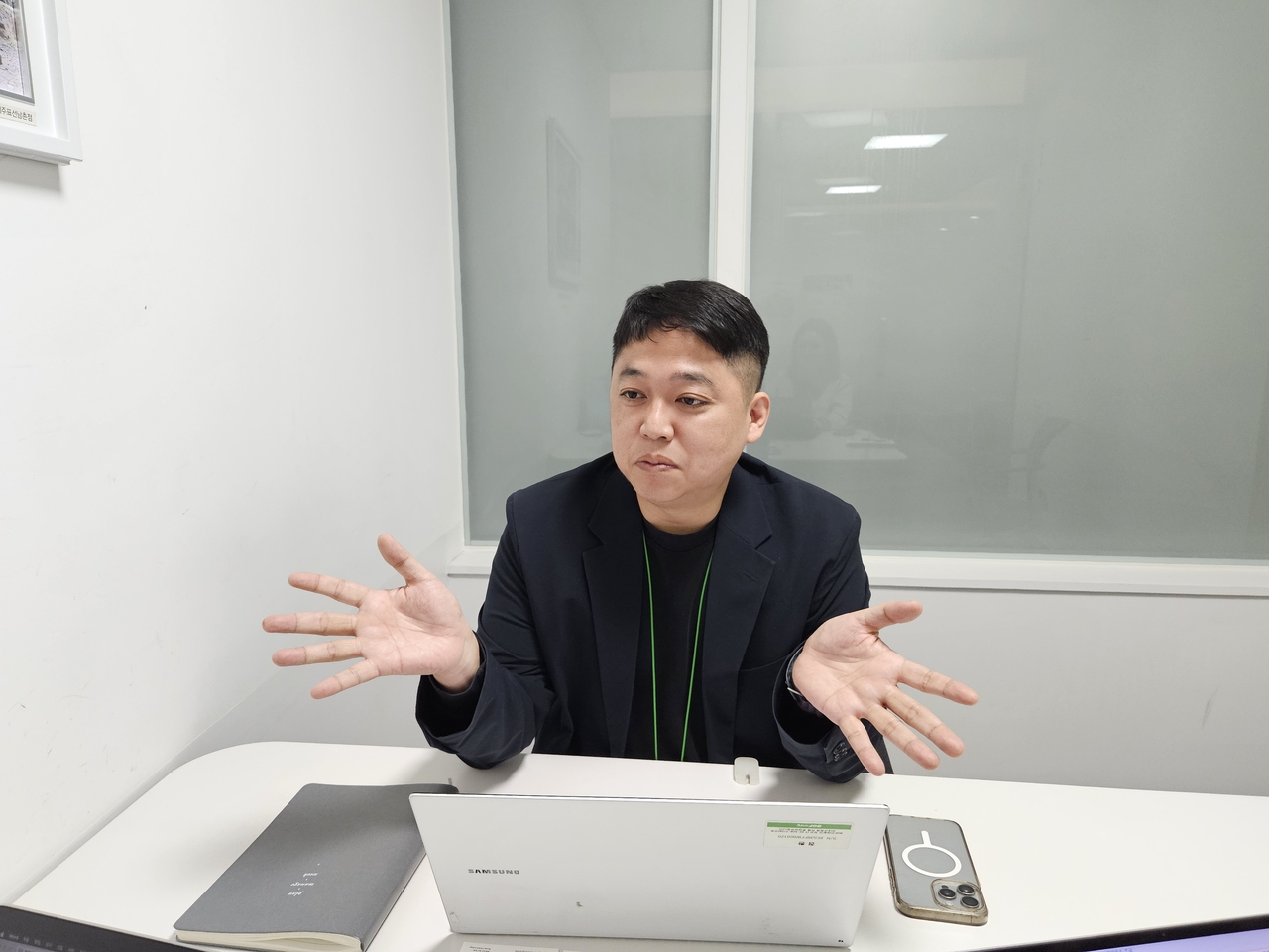 정환 BGF리테일 온라인커머스팀장이 지난 30일 서울 강남구 삼성동 BGF리테일 본사에서 헤럴드경제와 인터뷰를 하고 있다. [BGF리테일 제공]