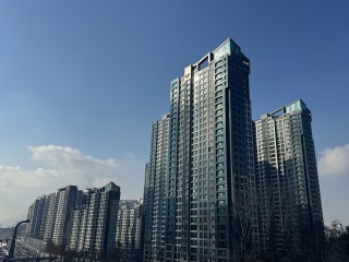 “36억 강남 아파트 조합장 성과급으로?” 주민들, 총회 무효 가처분 신청[부동산360]