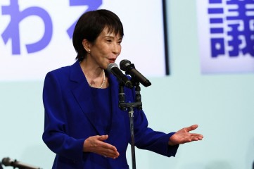 日 첫 여성 총리 다카이치…“외교수완 미지수…균형 있는 정치자세 과제”