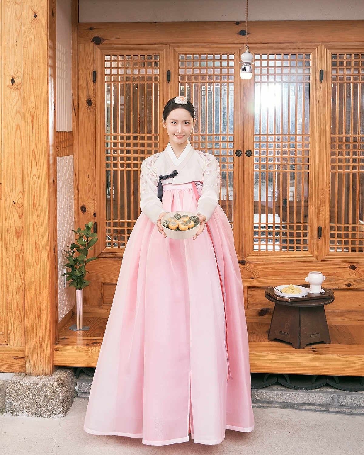 사진=임윤아 공식 채널