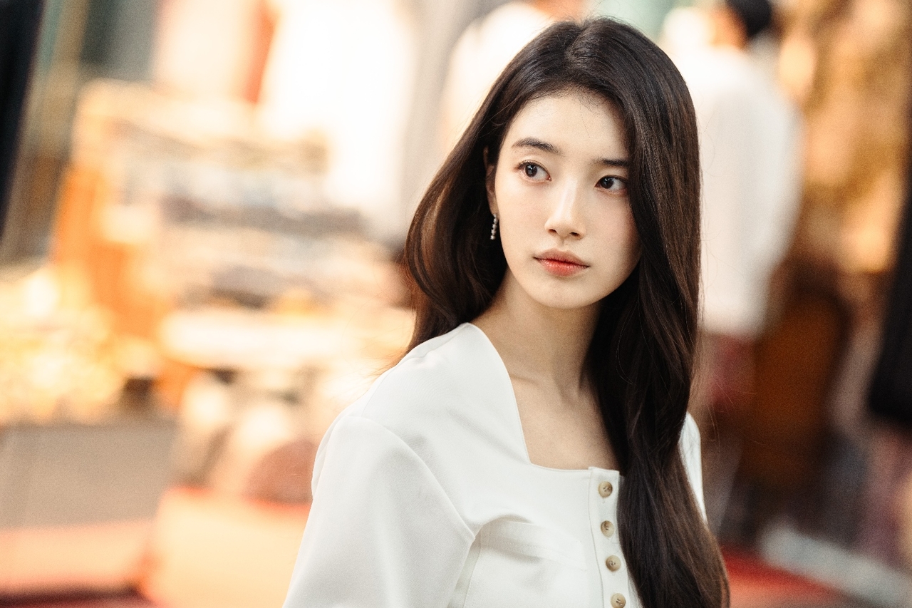 수지/사진 출처: 넷플릭스