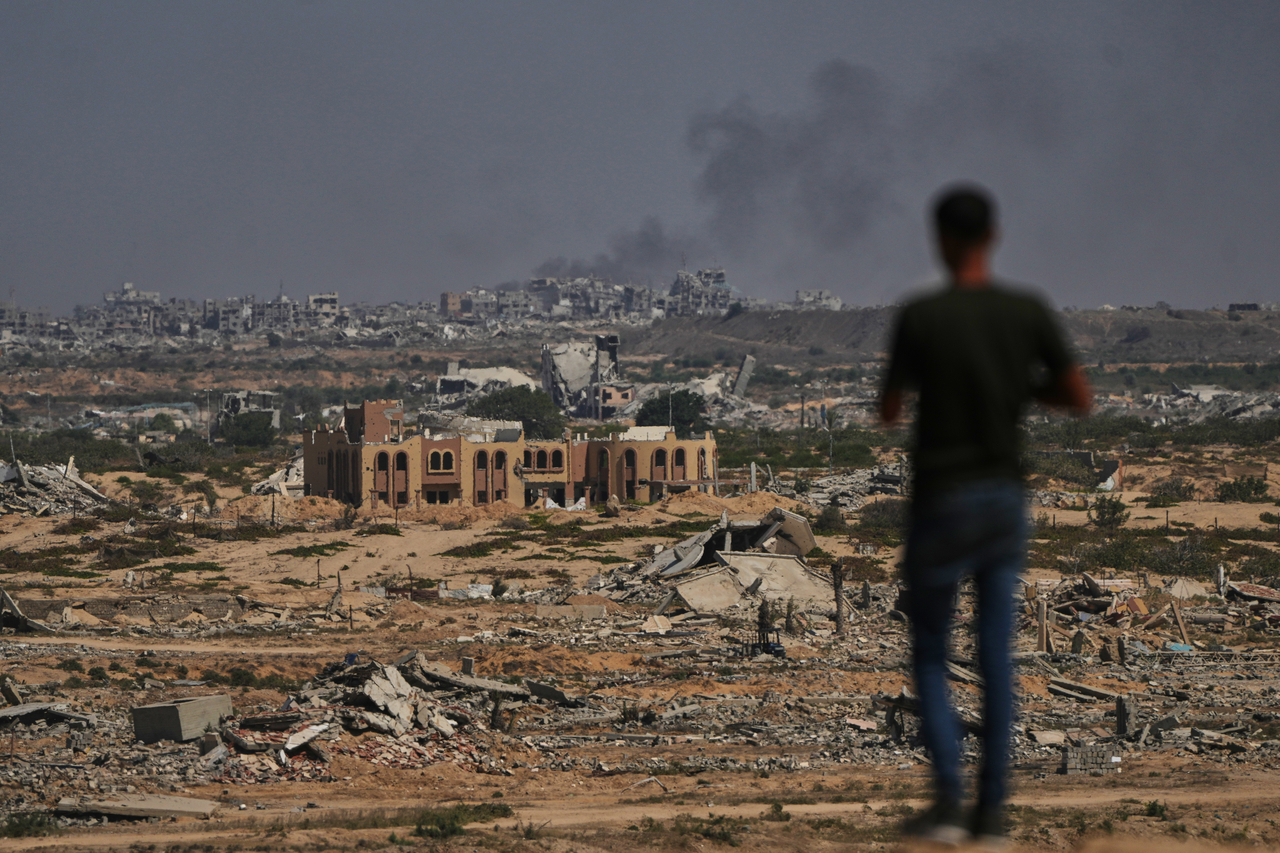 Smoke rises following an Israeli military strike in Gaza City as seen from the central Gaza Strip, Wednesday. (AP-Yonhap)