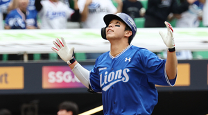 Lions beat Landers to open KBO postseason series behind starter's