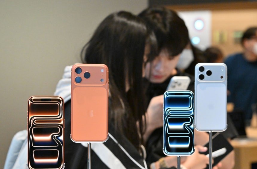 Customers look at the iPhone Apple iPhone 17 Pro models at the Apple Store Myeongdong, Seoul, on Sept. 19, the official launch day of the iPhone 17 series in Korea. (Im Se-jun/The Korea Herald)