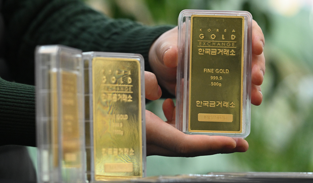 美주식 대신 금 투자?…금값 연일 천장 뚫자 금 ETF에도 돈 몰렸다 [투자360] - 헤럴드경제