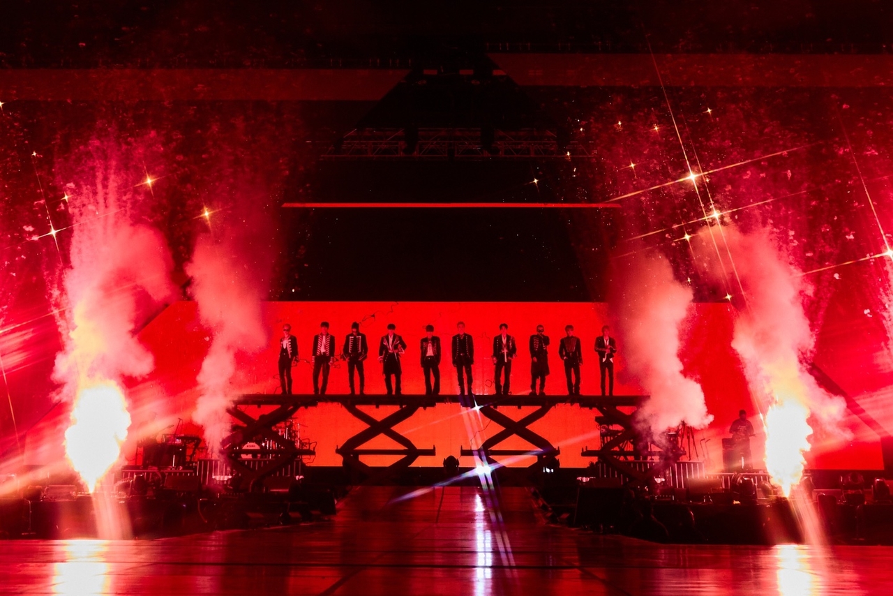 Treasure performs at the KSPO Dome in Songpa-gu, southern Seoul, Friday. (YG Entertainment)