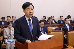 Finance chief vows efforts to stabilize housing market amid rising home prices in Seoul