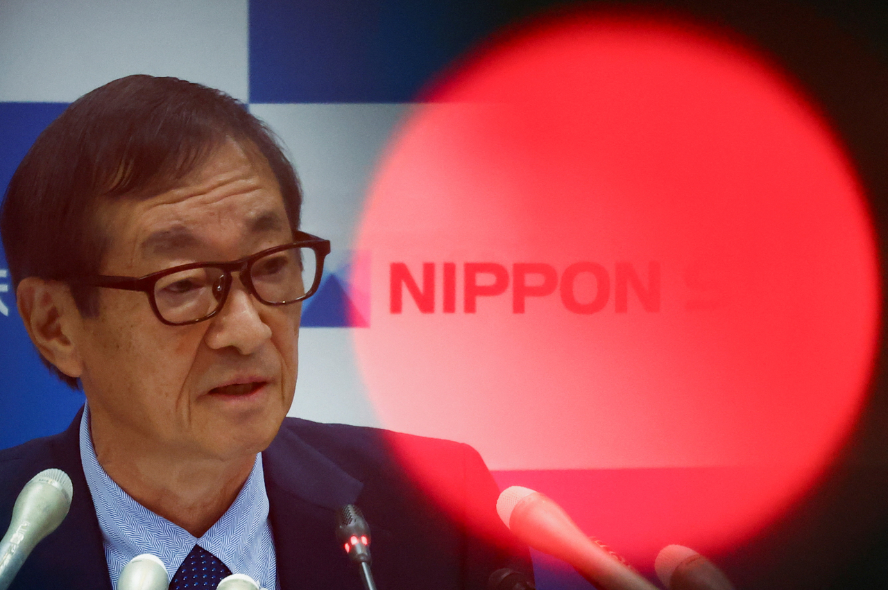 하시모토 에이지 일본제철 회장이 지난 6월 일본제철 본사에서 열린 기자회견에 참석하고 있다. [로이터]