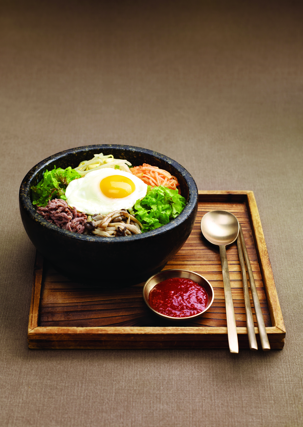 Dolsotbibimbap (Hansik Promotion Institute)
