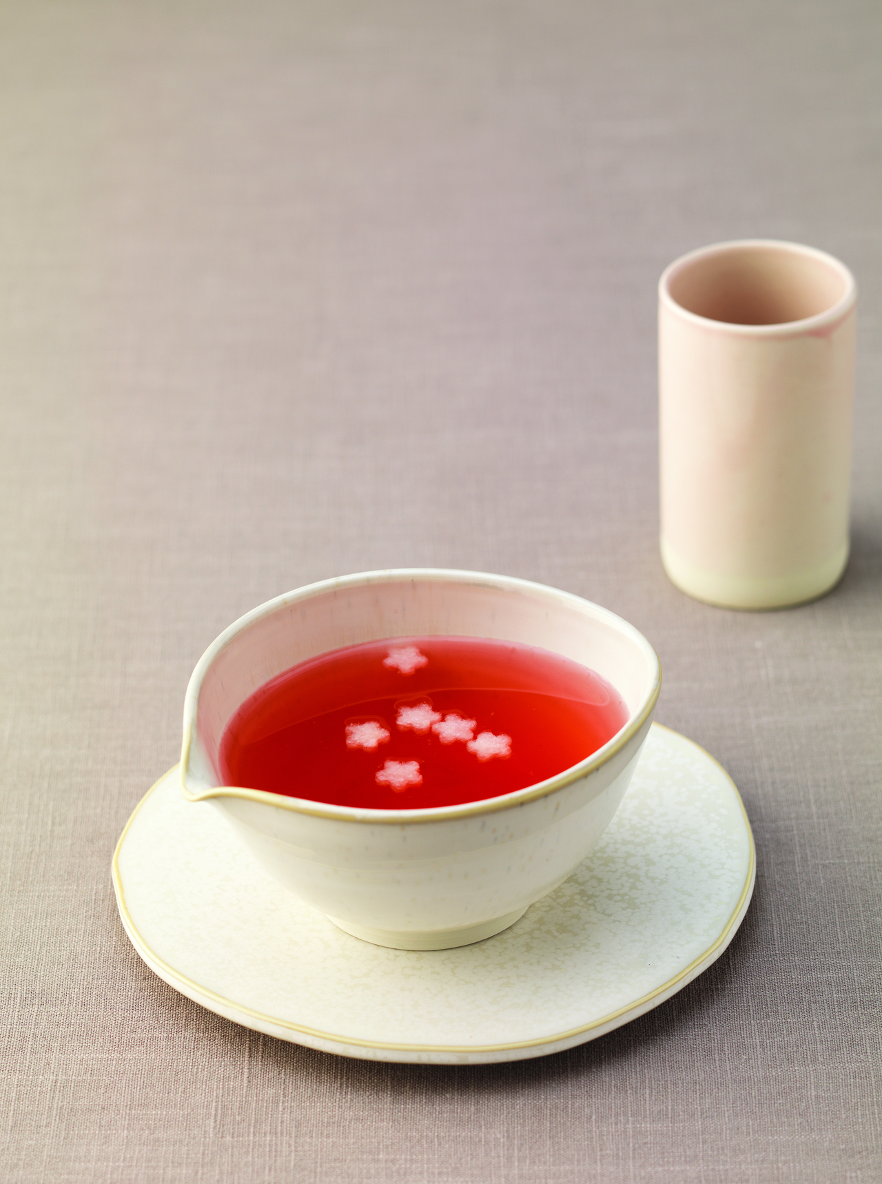 Omija hwachae (Korean Food Promotion Institute)