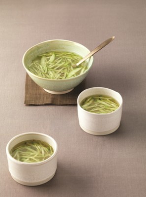 Oinaengguk, refreshing cold cucumber soup