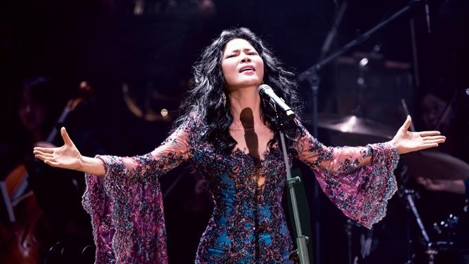 Jazz vocalist Woong-san (JP Company)