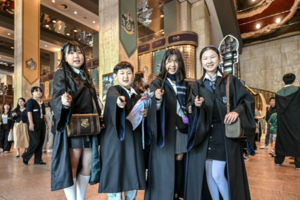 Conductor summons Hogwarts to Seoul in live 'Harry Potter' concert