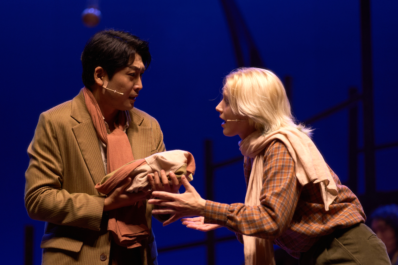 Emma Sue Harris in "Rosetta" (Yellow Bomb)