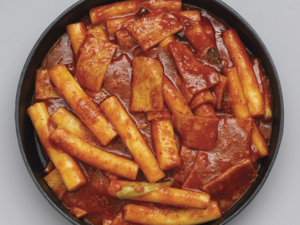 Tteokbokki, beloved Korean street food