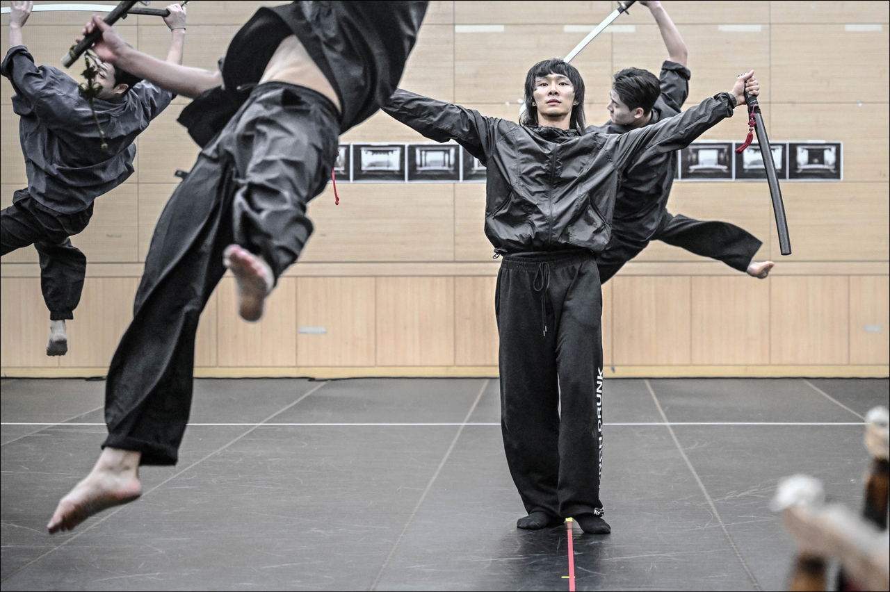 Dancers rehearse for "Mimesis" at the Sejong Center in Seoul, Monday. (Sejong Center for the Performing Arts)