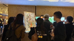 와인 종류만 6000개…고터 한복판에 펼쳐진 ‘신세계’ [르포]