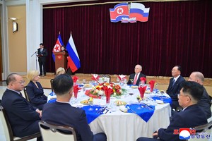N. Korean Embassy in Russia holds banquet marking 77th anniv. of diplomatic ties