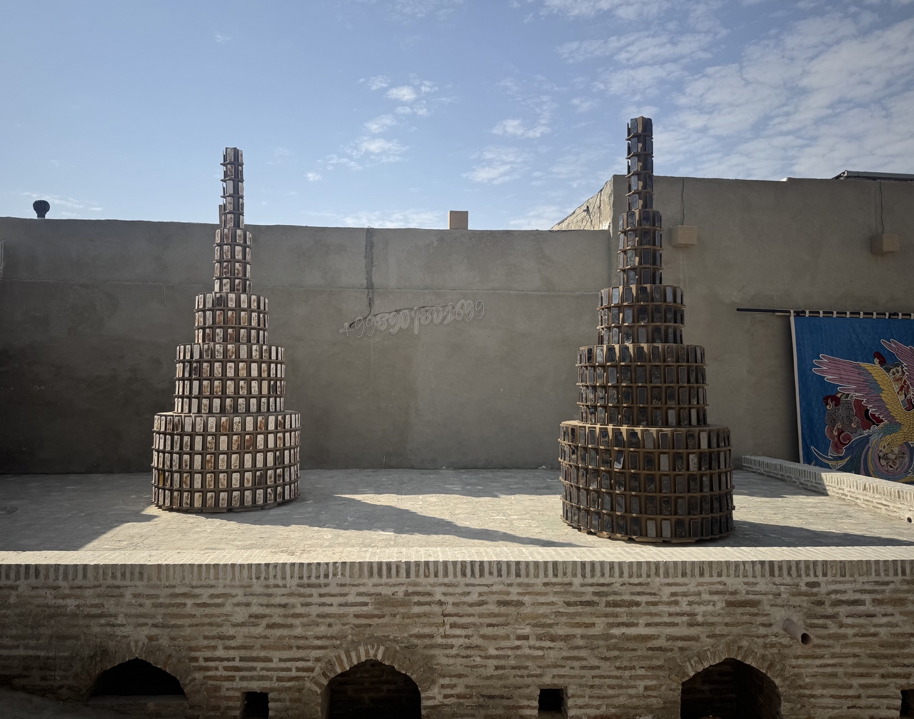 Choi Yun's "Dark Age is Better, Desert is the Future" (2025), created in collaboration with Uzbekistan ceramists Bunyod Yunusov and Behzod Yunusov, is seen in this photo taken on Sept. 6 in Bukhara, Uzbekistan. (Park Ga-young/The Korea Herald)