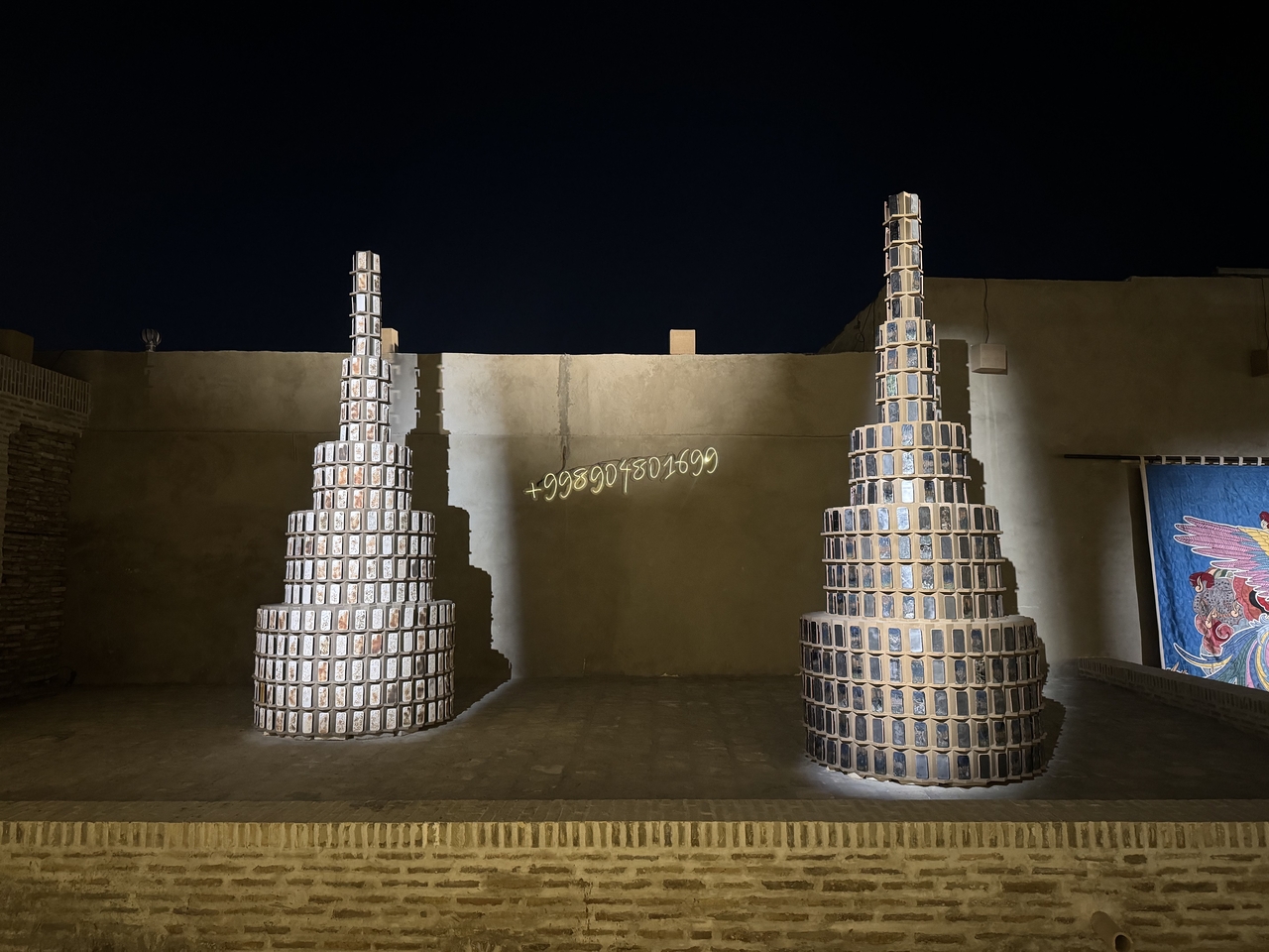Choi Yun's "Dark Age is Better, Desert is the Future" (2025), created in collaboration with Uzbekistan ceramists Bunyod Yunusov and Behzod Yunusov, is seen in this photo taken on Sept. 6 in Bukhara, Uzbekistan. (Park Ga-young/The Korea Herald)