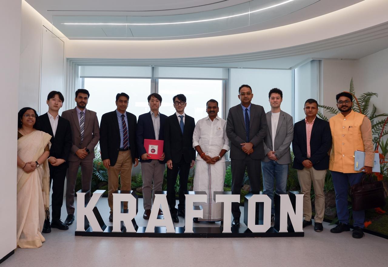 L. Murugan (fifth from right), India’s minister of state for information and broadcasting  interacts with  Krafton  representatives during his visit to Seoul  .(Indian Embassy in Seoul)