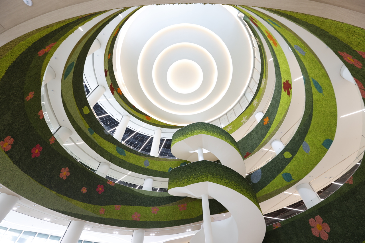 Interior of Gyeonggi Library (Gyeonggi Province)