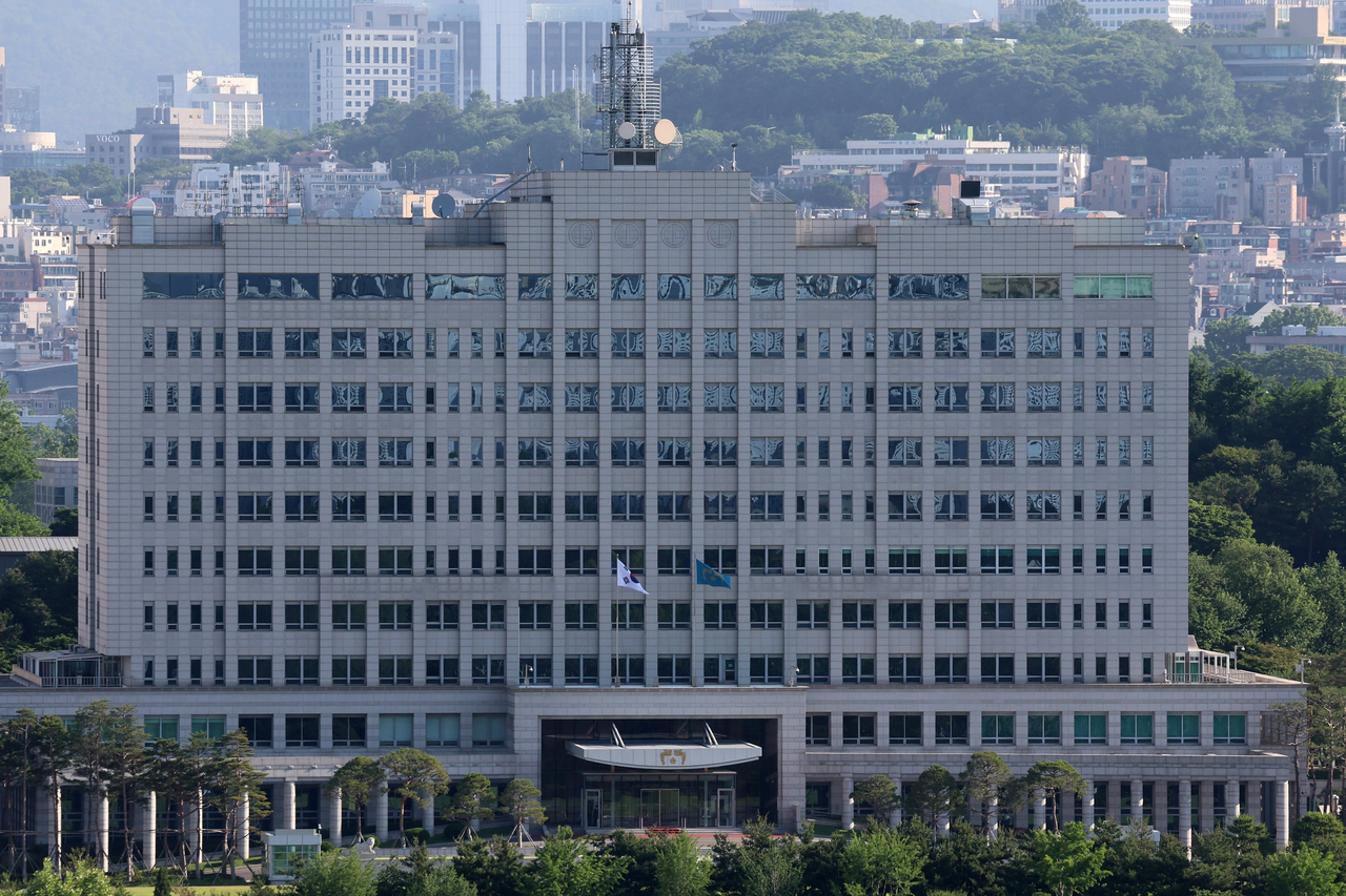 This photo shows the exterior of the presidential office in Yongsan-gu, Seoul, on June 4. (Newsis)