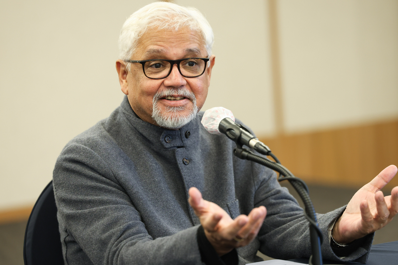 Writer Amitav Ghosh speaks during a press conference for the 14th Park Kyongni Award in Seoul on Wednesday. (Toji Cultural Foundation)