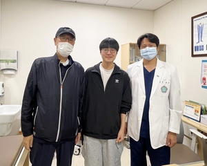 High school senior donates part of liver to save father before college entrance exam