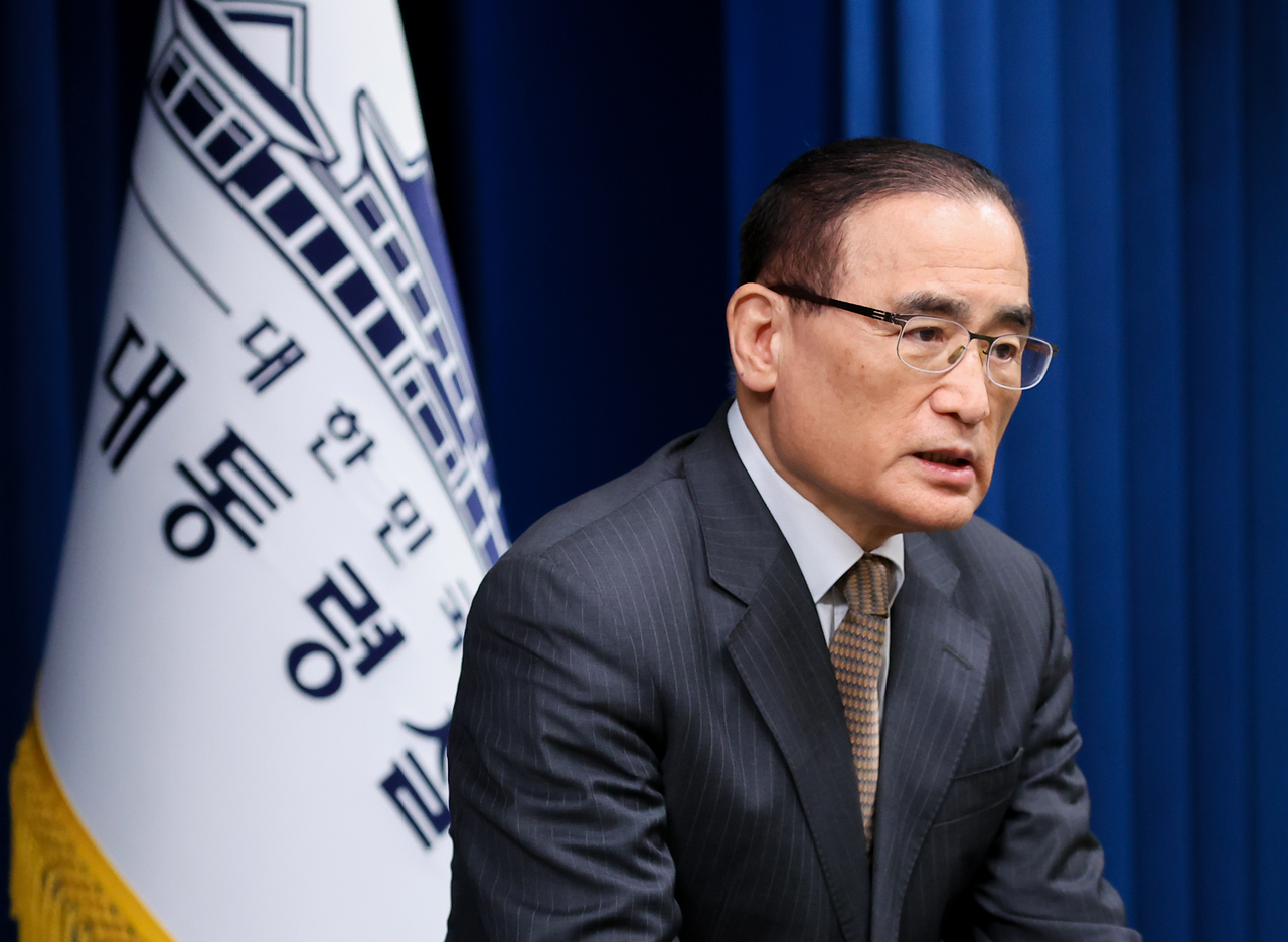 Wi Sung-lac, national security aide to President Lee Jae Myung, speaks during a press briefing on Friday. (Yonhap)