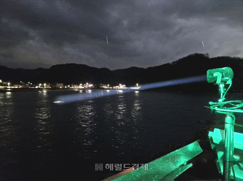 대동배항 방파제 등대 투광등 [포항해수청 제공]