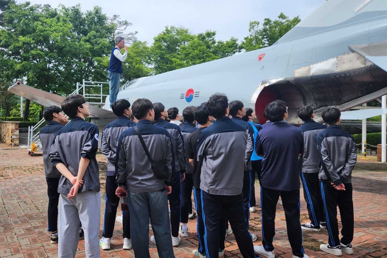 구미대는 항공정비기능사 직무연계 교육과정을 전국 최초로 운영했다. [구미대 제공]