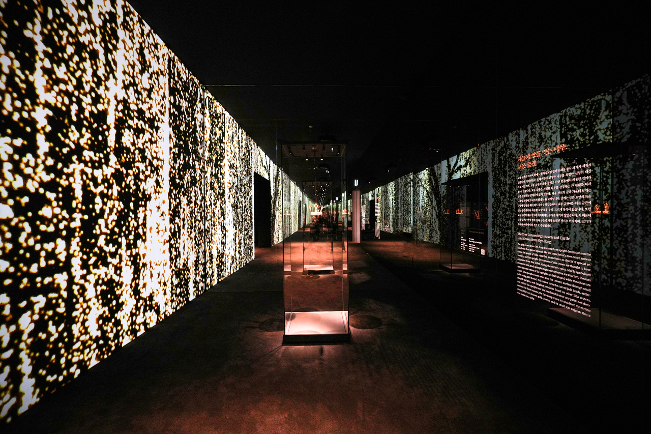The National Gyeongju Museum will hold a special exhibition, 'Silla Gold Crowns: Power and Prestige,' from Oct. 28 to Dec. 14 to mark APEC 2025 and the museum’s 80th anniversary. (Yonhap)