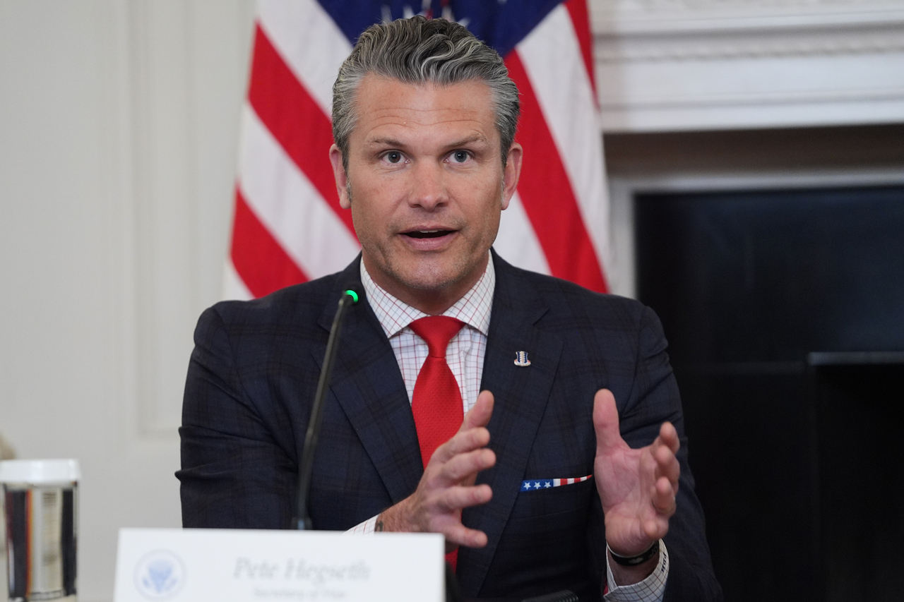 Defense Secretary Pete Hegseth answers a question from a reporter during a roundtable on criminal cartels in the State Dining Room of the White House, Thursday, in Washington. (AP-Yonhap)