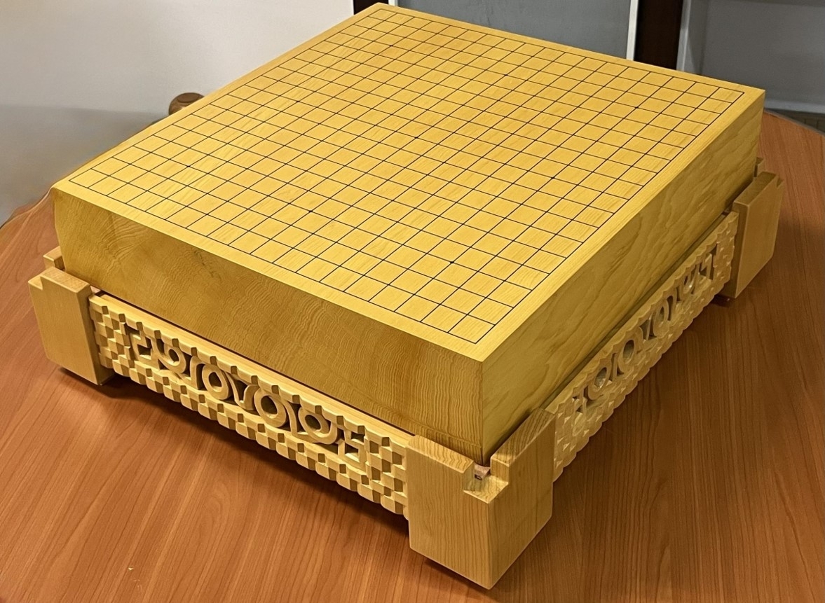 A photo of a Go table gifted to Chinese President Xi Jinping (Presidential Office)
