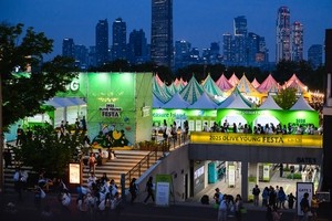 Why are beauty retailers rushing to festivals?