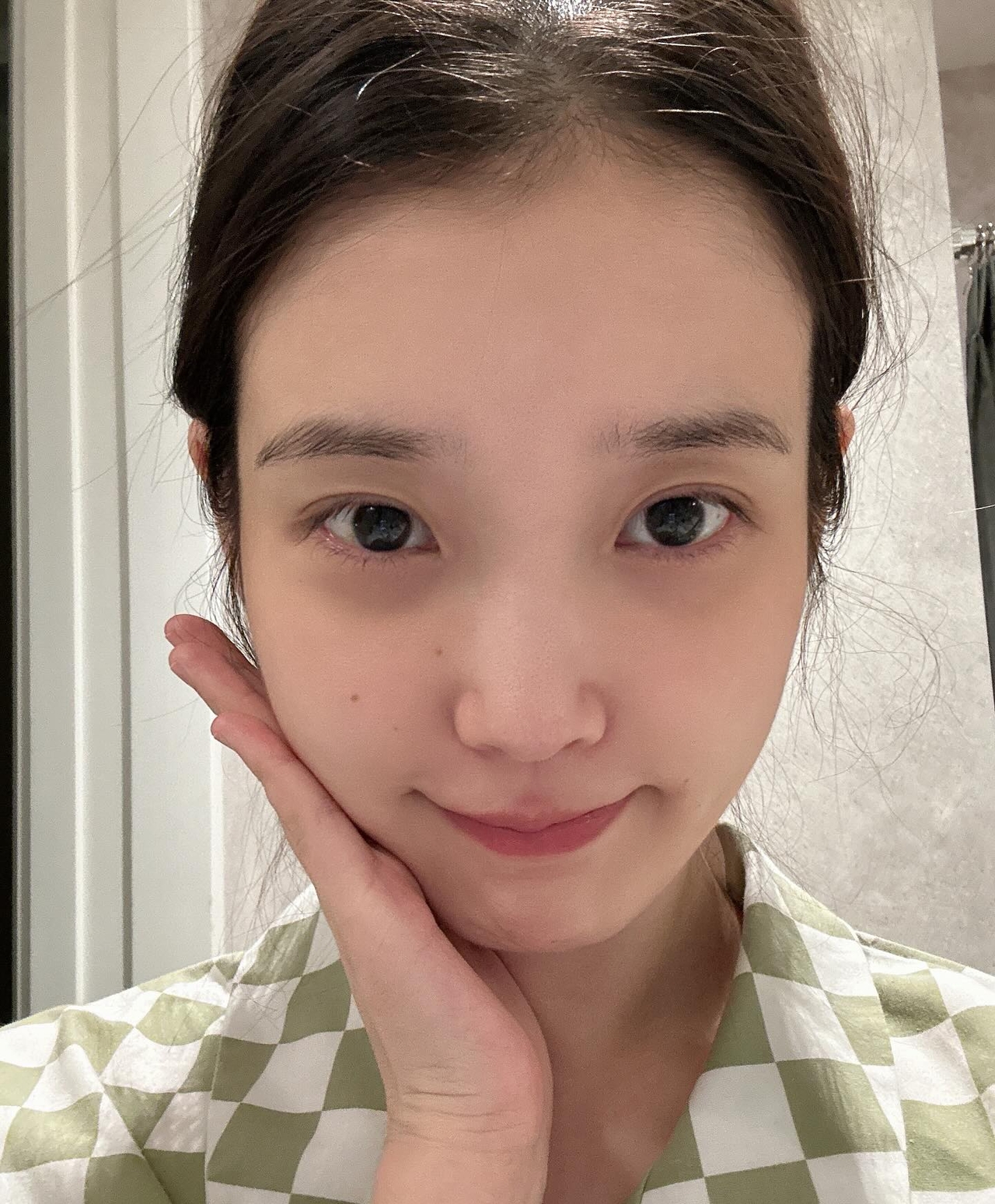 사진=아이유 채널