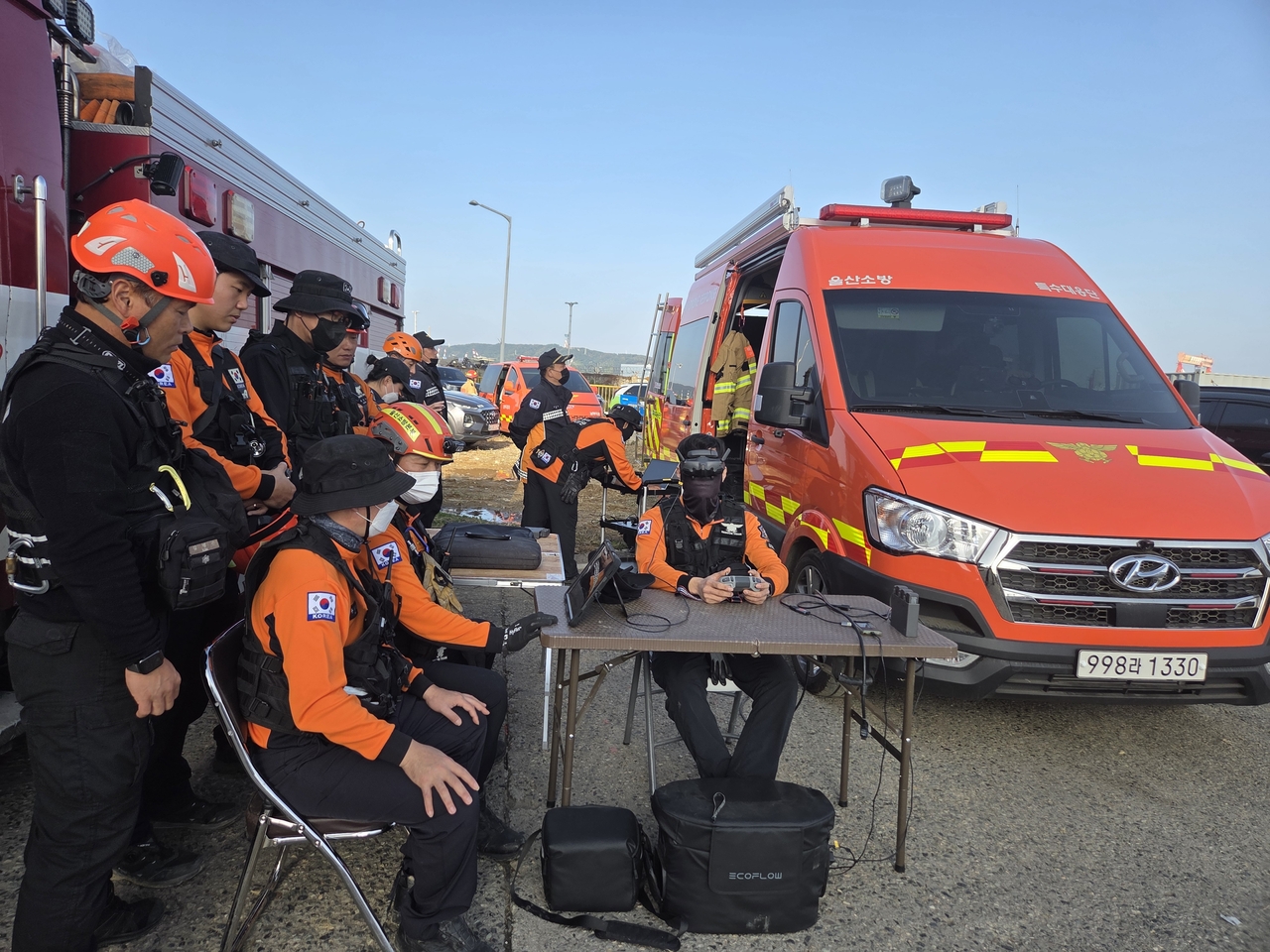 Fire authorities focused on drone searches at the collapsed boiler tower of Ulsan Thermal Power Plant, using four sensor-equipped drones and one drone vehicle after manned search efforts were paused for structural demolition on Sunday. (Yonhap)