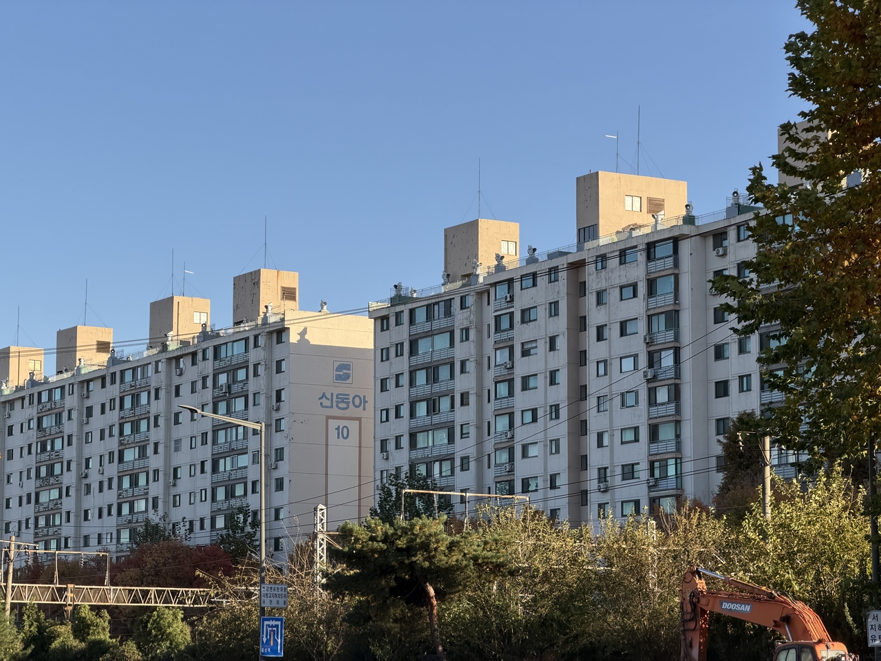 10일 찾은 서울 용산구 서빙고동 신동아아파트의 모습. 윤성현 기자