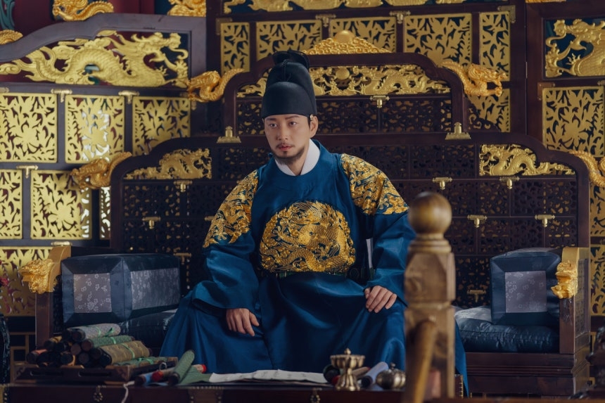 이현욱