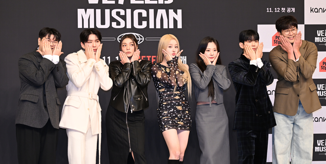 [헤럴드POP=윤병찬 기자]10일 오후 양천구 목동에 위치한 SBS목동사옥에서 초대형 글로벌프로젝트 ‘베일드뮤지션’의 제작발표회가 열렸다.  이자리에는 에일리, 폴킴, 신용재, 몬스타엑스 기현, 볼빨간사춘기 안지영, 키스오브라이프 벨, 최다니엘, 이홍희PD 등이 자리했다.