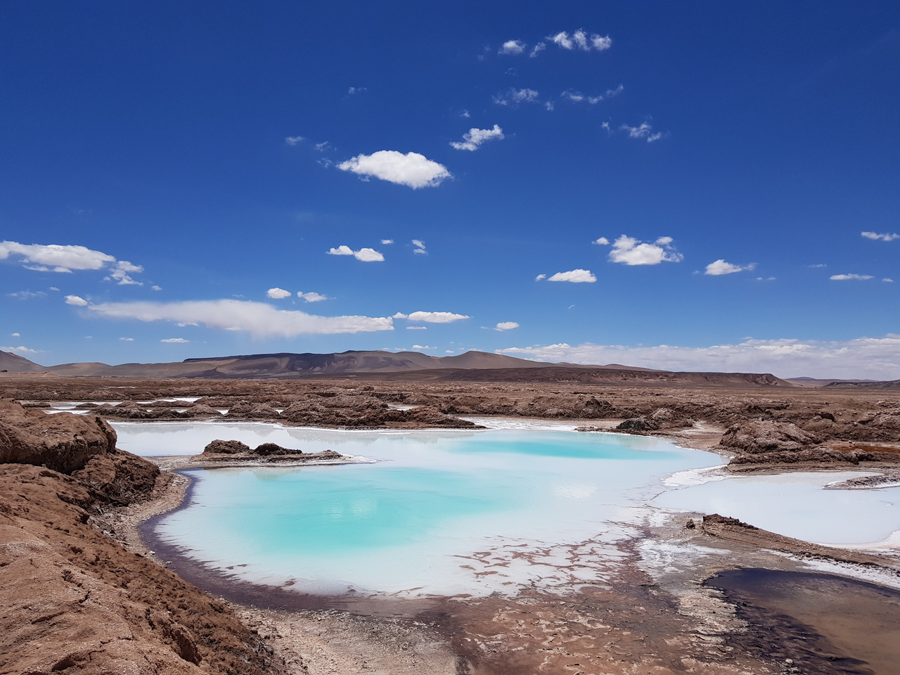 Hombre Muerto salt lake in Argentina (Posco Holdings)