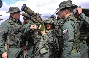 Venezuelan military preparing guerrilla response in case of US attack