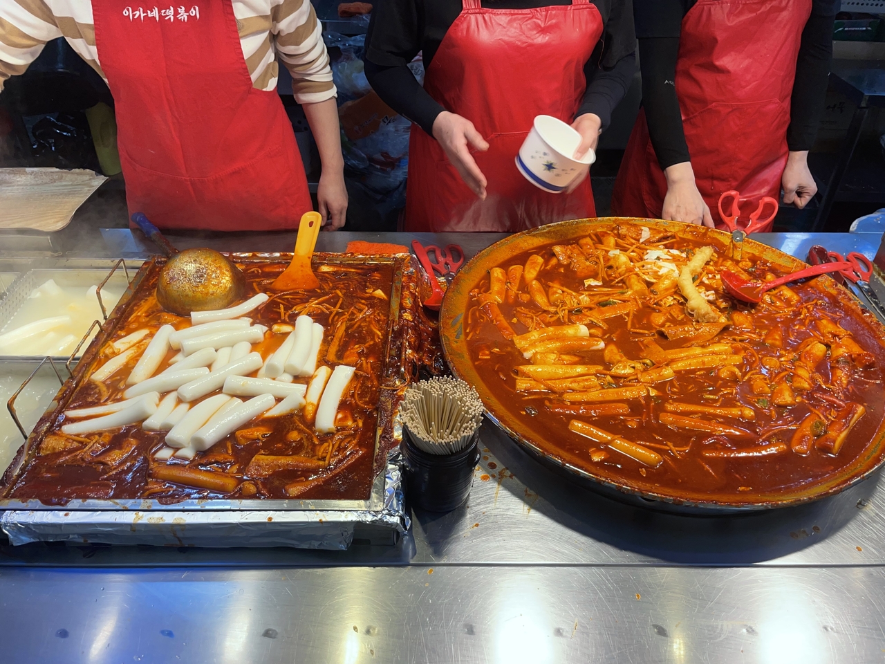 Igane Tteokbokki in Bupyeong Kkangtong Market (Hong Yoo/ The Korea Herald)